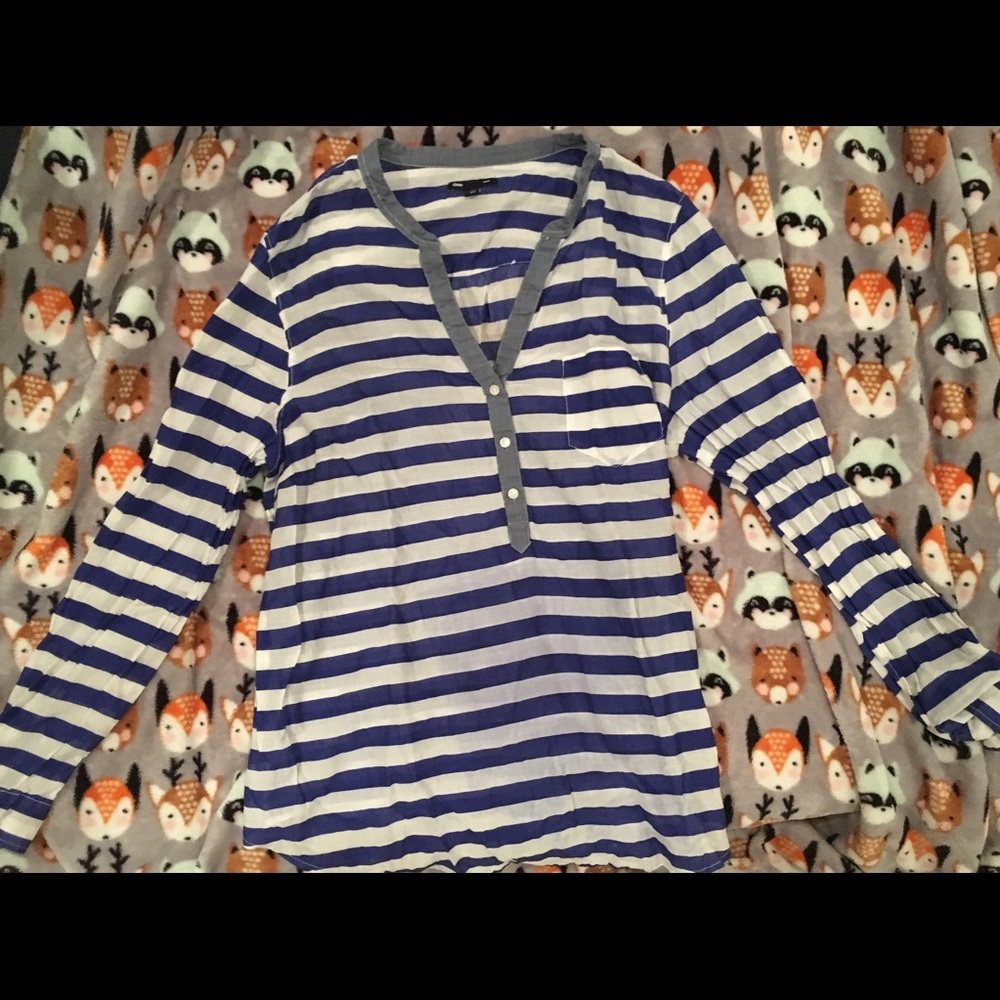 Women’s Long Sleeve GAP Shirt